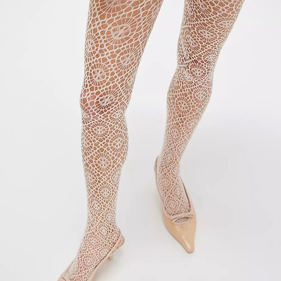 FREE PEOPLE X SWEDISH STOCKINGS Lykke net tights - Picture 2 of 7